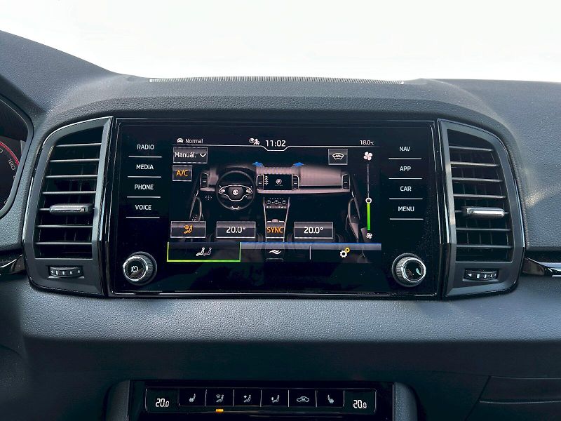Škoda Karoq (2023) 2.0 TDI 110kW 4x4 DSG Sportlin - fotka 21 z 35