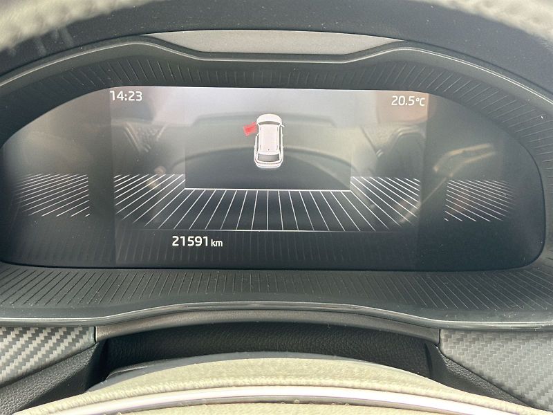 Škoda Kamiq (2025) 1.5 TSI DSG Monte Carlo - fotka 6 z 34
