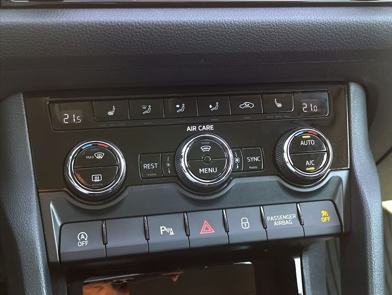 Škoda Kodiaq 2,0 TDi DSG 4x4 7Míst 1maj.ČR - fotka 19 z 43