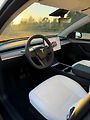 Tesla Model Y (2023) - náhled 11