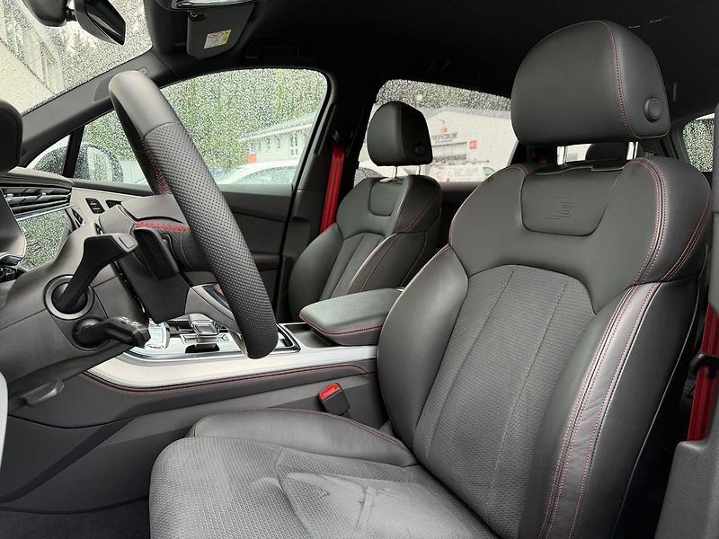 Audi Q7 3.0TDI 210kW S-line 7m ZÁRUKA - fotka 6 z 22