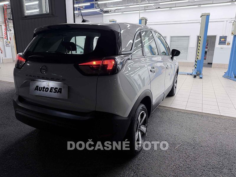 Opel Crossland (2021) 1.2, 1.maj,ČR, servis.kniha - fotka 2 z 3