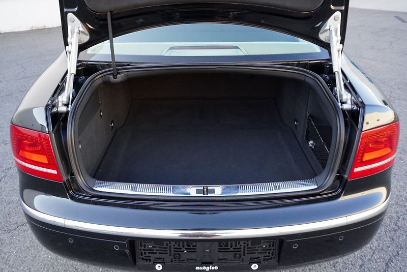 Volkswagen Phaeton 3.0 TDi 176kW LONG 4motion - fotka 36 z 36