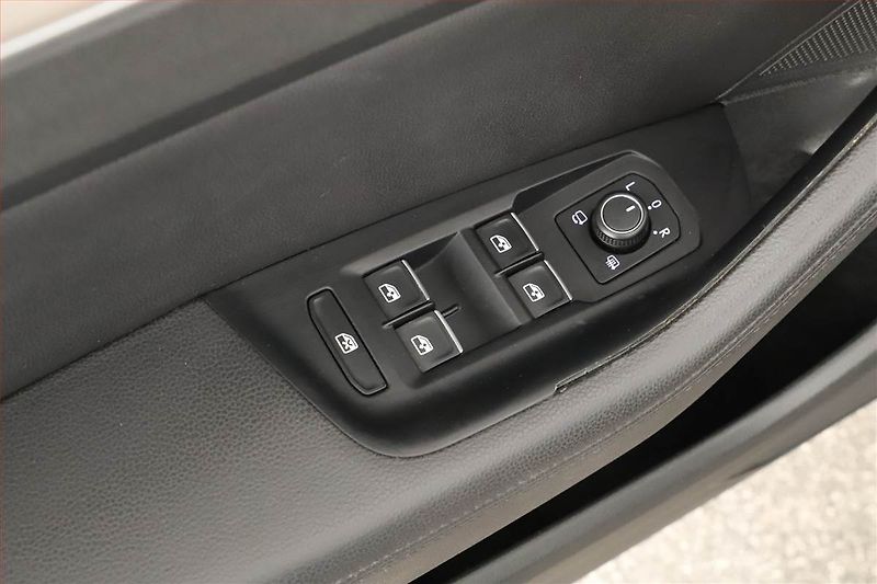 Volkswagen Passat (2016) 2.0 BiTDI, 4X4, Automat - fotka 8 z 17