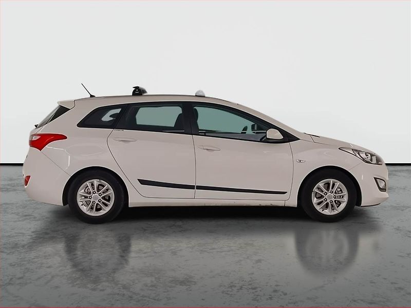 Hyundai i30 (2013) 1.6 MPI, ČR,1.maj, Serv.kniha - fotka 6 z 18