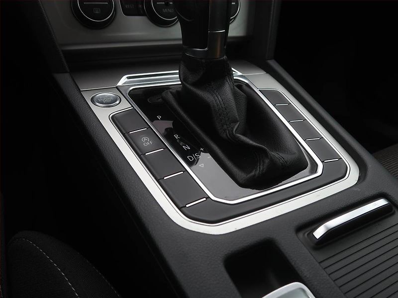 Volkswagen Passat (2017) 1.6 TDI, Automat, Navi - fotka 13 z 18