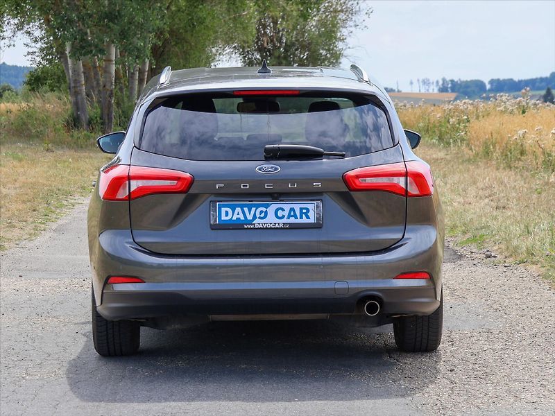 Ford Focus 1,0 EB 92kW EDIT Aut.klima Nav - fotka 6 z 37