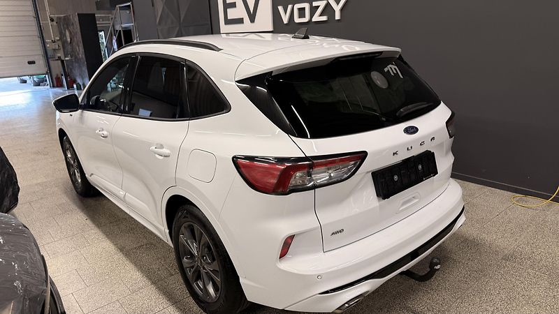 Ford Kuga (2022) 2.0d ST-Line,4x4,ČR,SERVIS - fotka 18 z 44