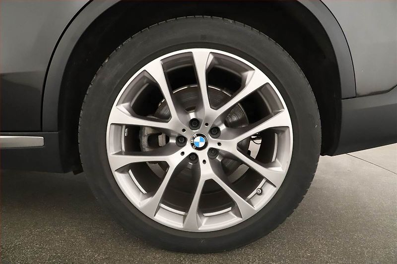 BMW X5 (2020) xDrive45e iPerf. - fotka 21 z 21