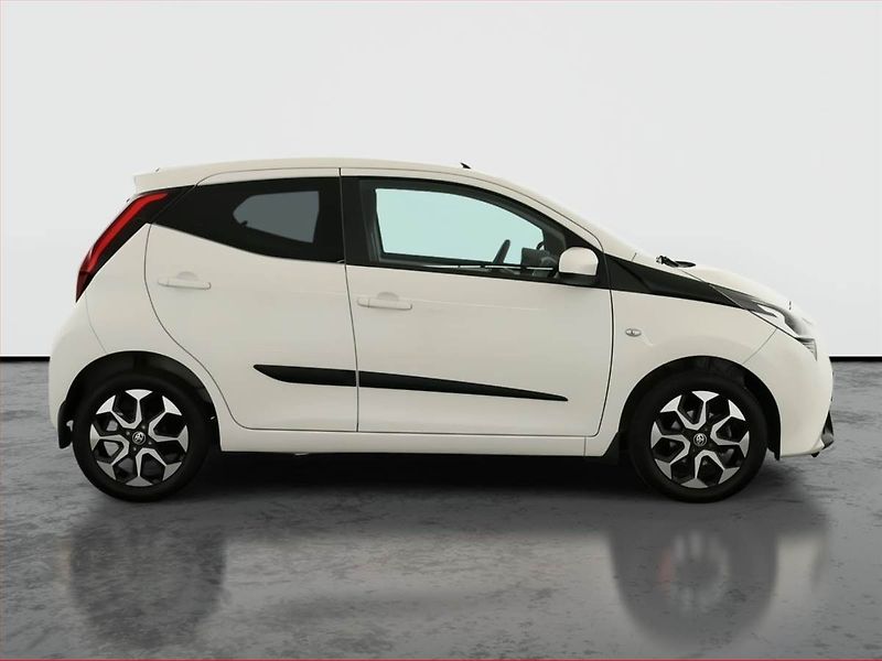 Toyota Aygo (2020) 1.0 VVT-i, Serv.kniha - fotka 6 z 16