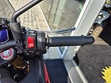 Aprilia Tuono V4 1100 RR (2024) E5 - AKČNÍ CENA - náhled 17