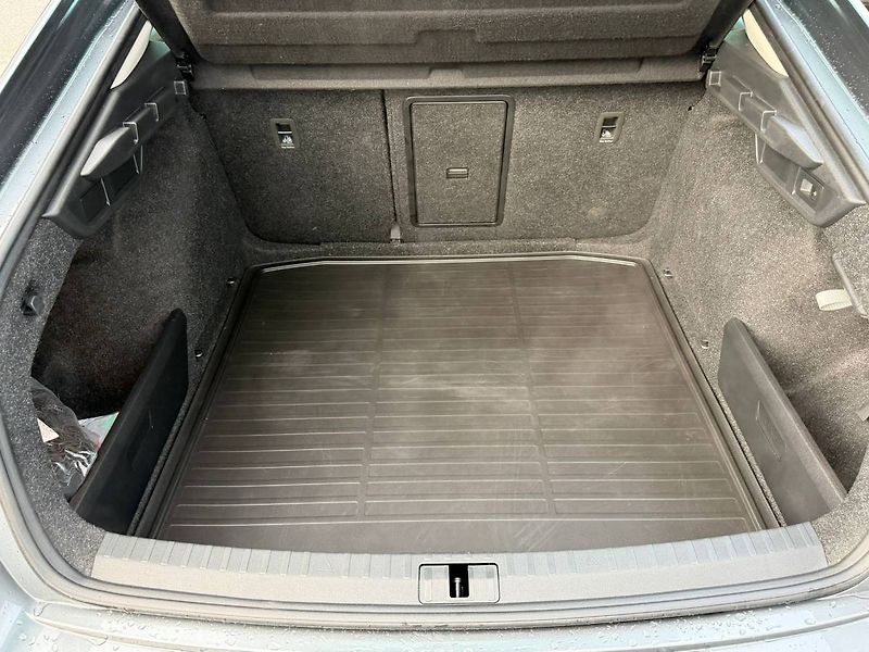 Škoda Octavia Selection 1,5 TSI 110 kW 6° MP - fotka 30 z 35