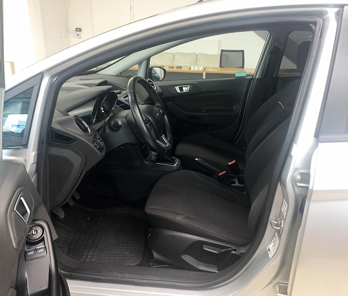 Ford Fiesta Trend 1,25i ČR KLIMA - fotka 9 z 18