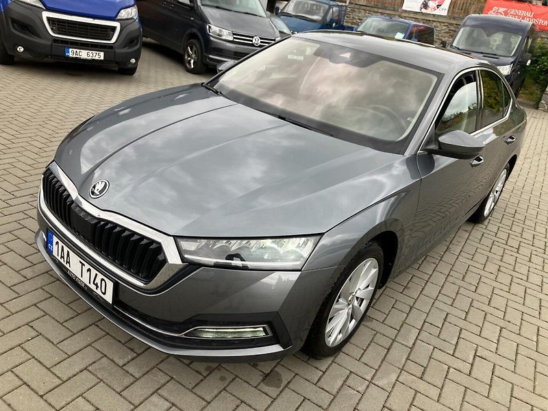 Škoda Octavia (2023) 2.0TDI 110kW DSG STYLE HEAD-UP - fotka 11 z 36