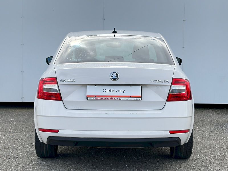 Škoda Octavia (2020) 1.6 TDI / 85kW / TOUR - fotka 11 z 29