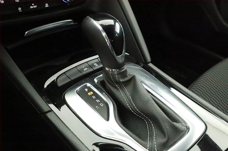 Audi Q5 (2021) S line 40 TDI - fotka 13 z 23