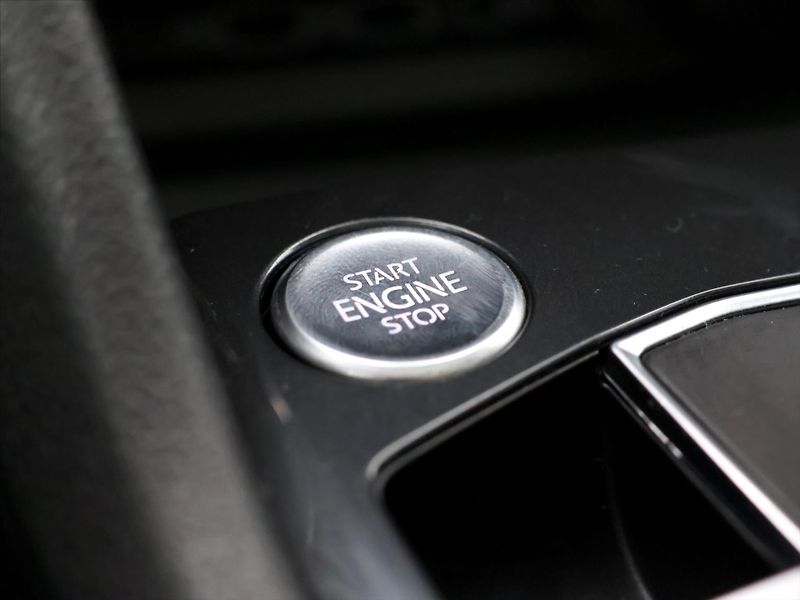 Volkswagen Tiguan 2,0 TSI 162kW DSG 4MOT Highlin - fotka 34 z 48