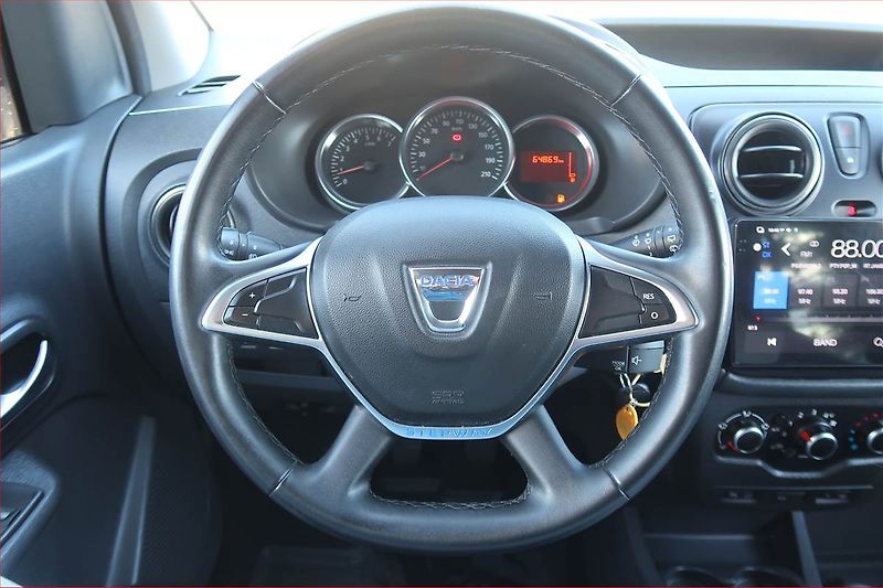 Dacia Dokker (2019) Stepway 1.6 SCe, 5Míst, ČR - fotka 14 z 14