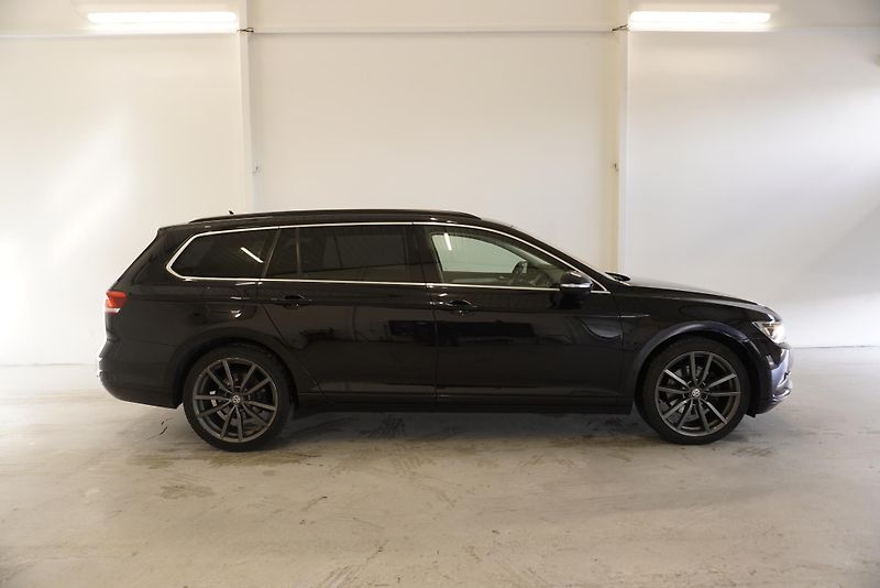 Volkswagen Passat 2.0TDi HIGHLINE DSG - fotka 5 z 42