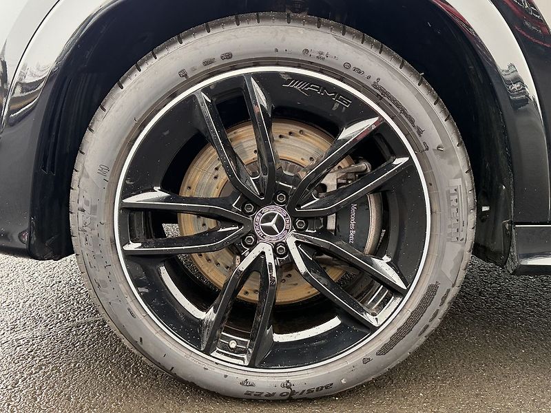 Mercedes-Benz GLE 450d 4MATIC AMG NIGHT - fotka 26 z 36