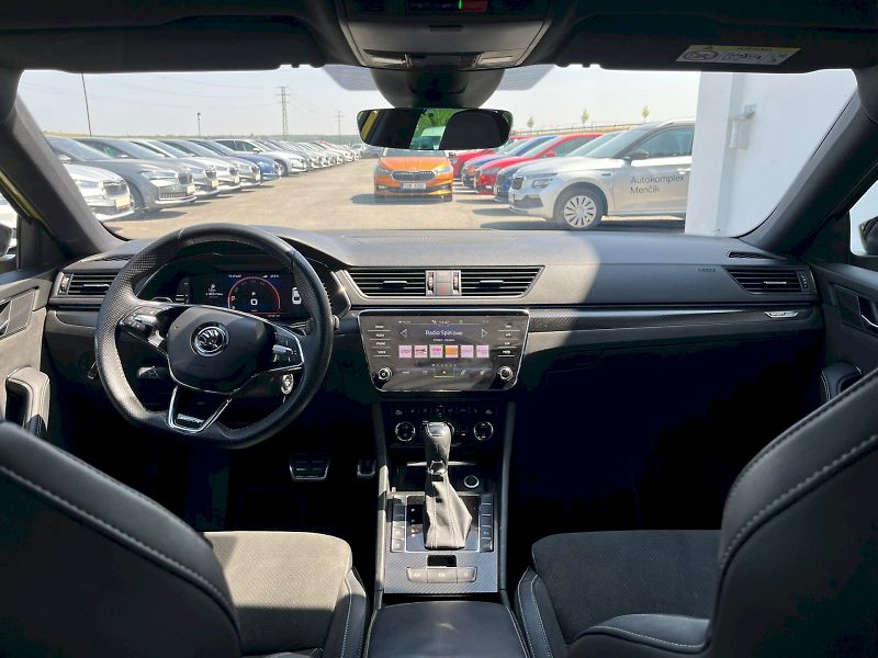 Škoda Superb (2023) GRT SPORTLINE TD 110/2.0 7DG - fotka 5 z 31
