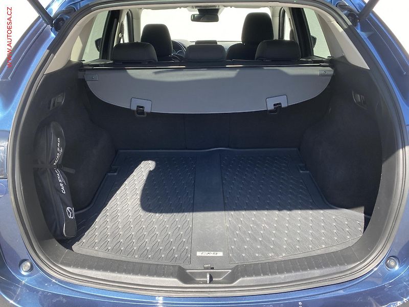 Mazda CX-5 (2017) 2.0i 4x4, 2.maj,ČR, LED, navi - fotka 7 z 21