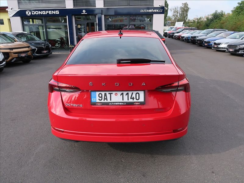 Škoda Octavia 1,5 TSi,110kW,1majČR,Serv.,DPH - fotka 8 z 25