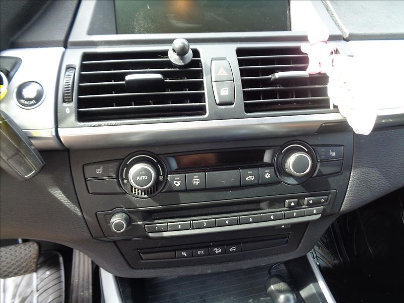 BMW X5 3,0 - fotka 14 z 20