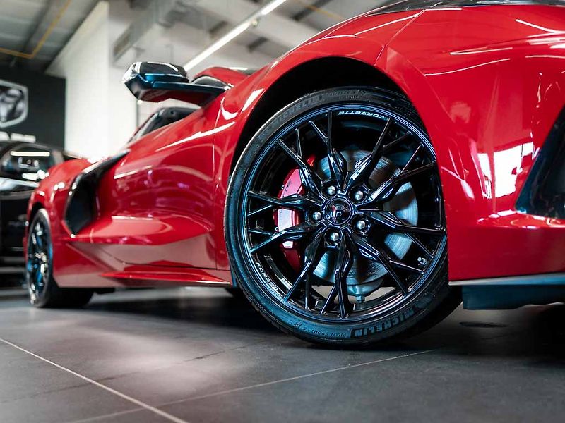 Chevrolet Corvette (2026) 6.2 Stingray 3LT Z51 Facelift - fotka 41 z 44
