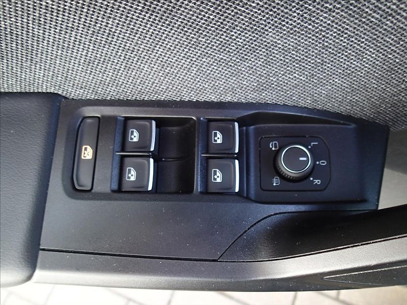 Seat Leon 1,5 eTSI,Execelent,DSG,Tažné - fotka 14 z 80