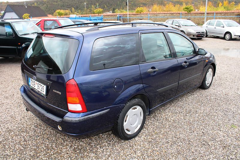 Ford Focus (2003) 2,0i 16V KLIMA ELOKNA VYH.SKLO - fotka 7 z 15