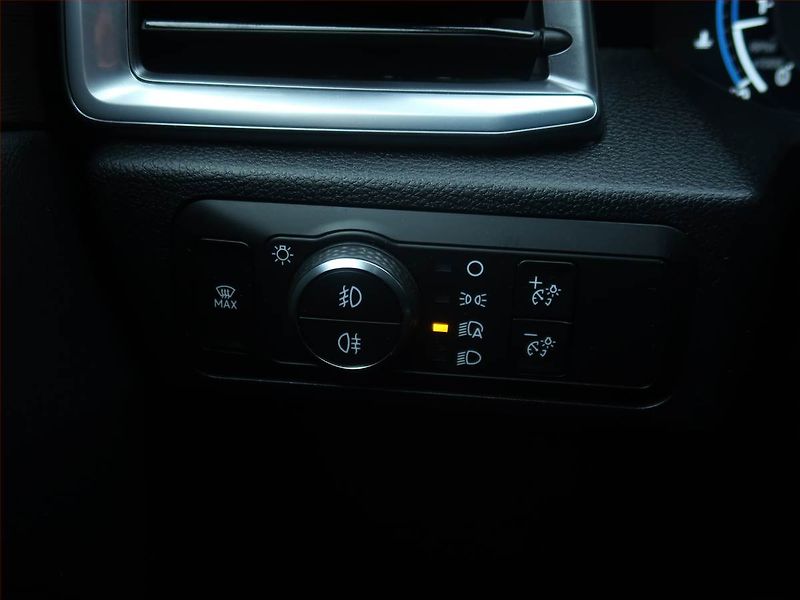 Volkswagen Amarok (2024) V6 3.0 TDI - fotka 17 z 26
