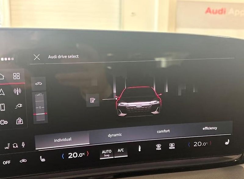 Audi A6 e-tron Sportback 360k Tažné  - fotka 11 z 21