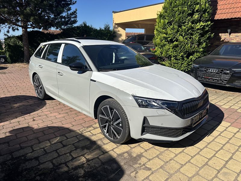 Škoda Octavia SPORTLINE, PANORAMA, HEAD-UP - fotka 1 z 19
