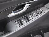 Hyundai i30 1,5 T-GDI Mild Hyb Comfort kom - náhled 14