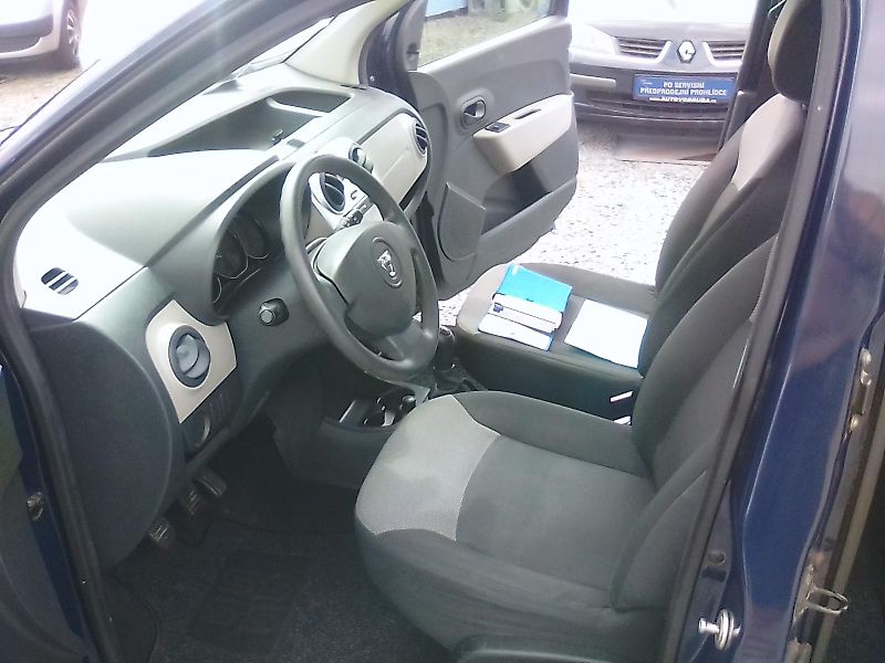 Dacia Dokker (2013) 1.6 MPi Ambiente, 1.majitel - fotka 13 z 31