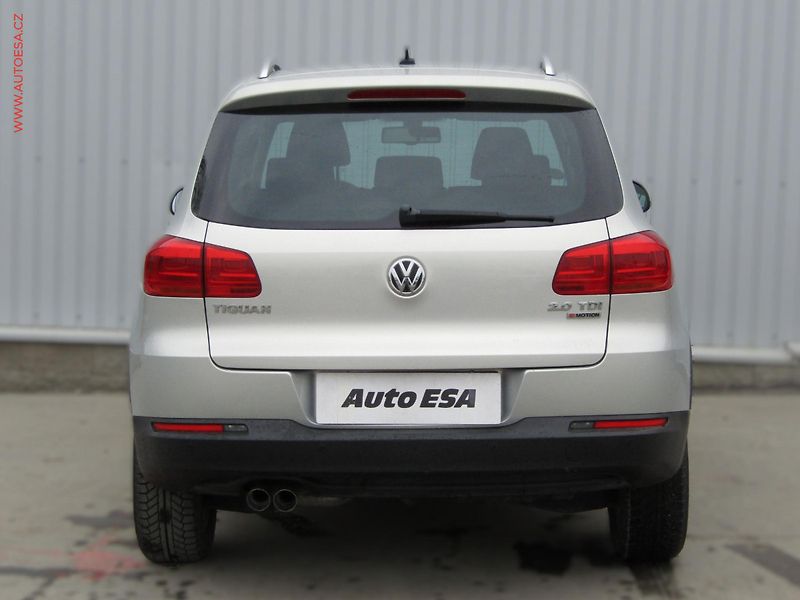 Volkswagen Tiguan (2015) 2.0 TDi 4x4, ČR, Sport&Style - fotka 5 z 16