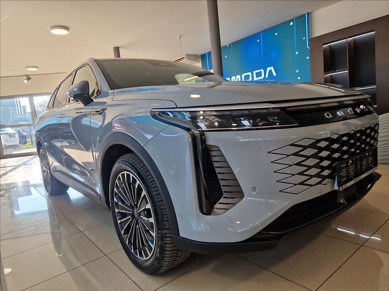 Omoda 9 PHEV (2025) SHS PREMIUM - fotka 12 z 15