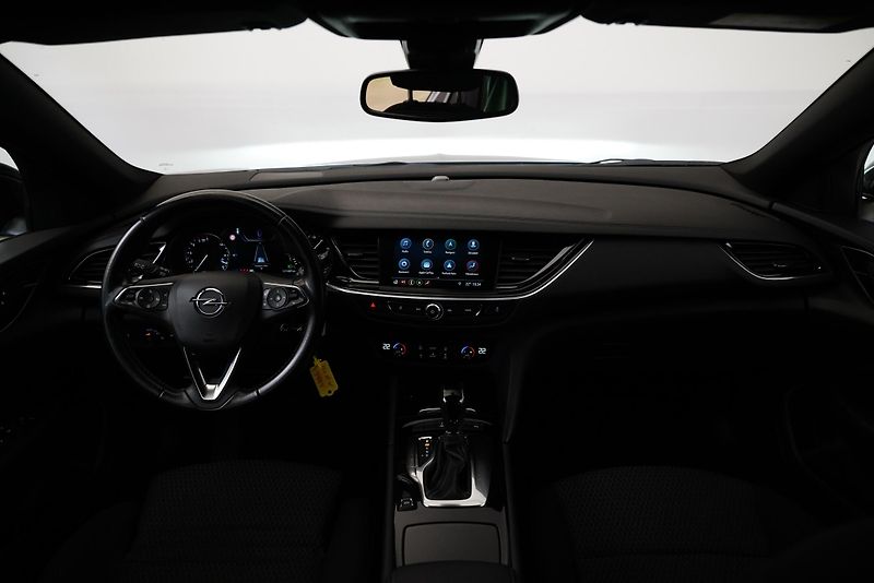 Opel Insignia - fotka 5 z 25