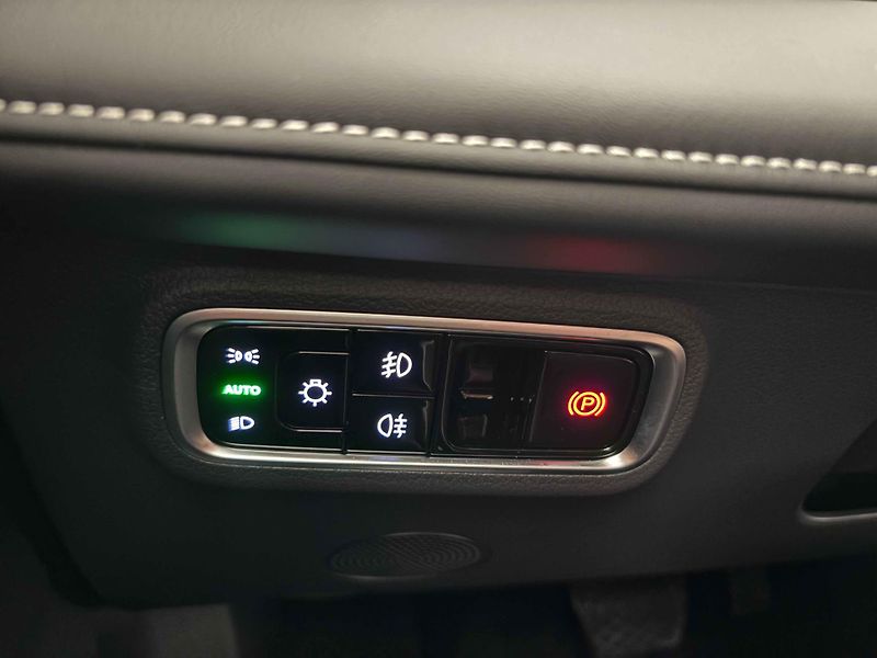 Omoda 5 (2026) Premium Facelift 1.6 tGDI  - fotka 15 z 54