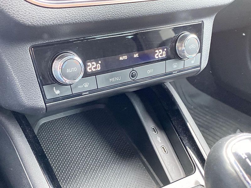 Škoda Scala (2020) 1.5 TSI Style - fotka 12 z 35