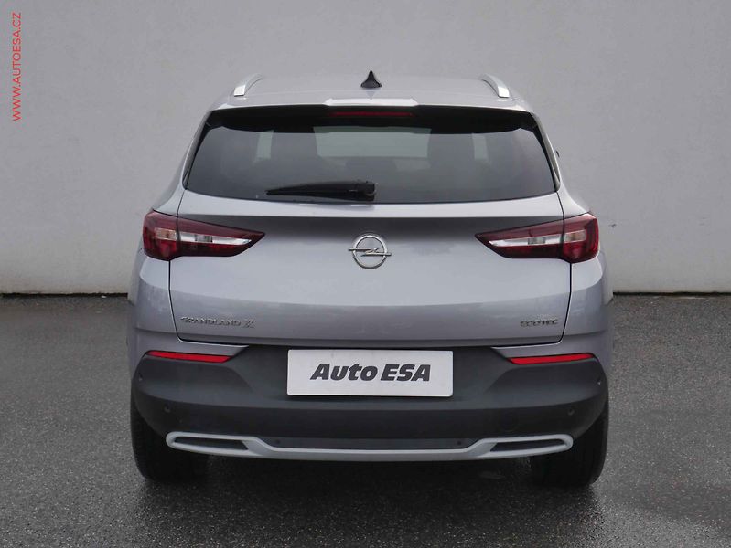 Opel Grandland X (2020) 1.2 PT, Innovation, LED - fotka 5 z 15