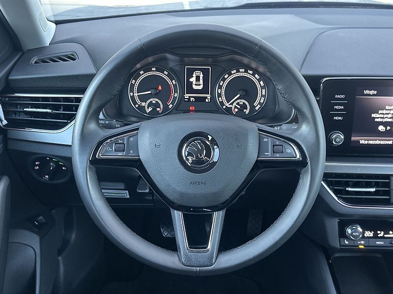 Škoda Kamiq (2020) 1.5 TSI Style - fotka 10 z 34