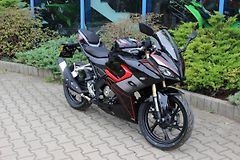QJ Motor SRK 125 R (2025) MODEL 2025 SKLADEM NOVINKA - fotografie inzerátu