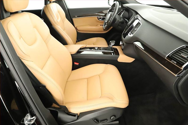 Volvo XC90 (2017) D5 AWD, 4X4, Automat - fotka 7 z 18