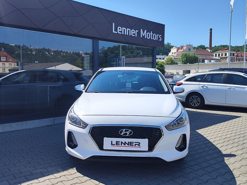 Hyundai i30 1.4i/73kW Trikolor Komfort - fotka 2 z 29