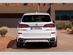 BMW X5.