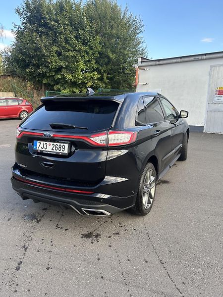 Ford Edge (2018) ST-Line, 4x4, automat, kamera - fotka 3 z 15