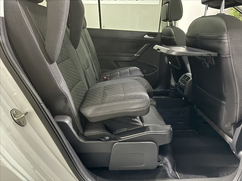 Volkswagen Touran 1,6   TDI JOIN ACC PANORAMA - fotka 23 z 31