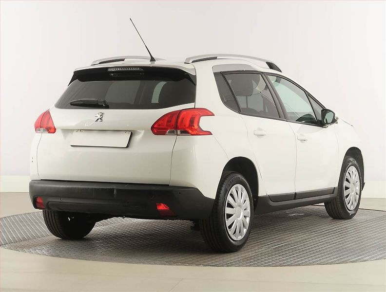 Peugeot 2008 (2014) 1.2 PureTech, Tempomat - fotka 5 z 17